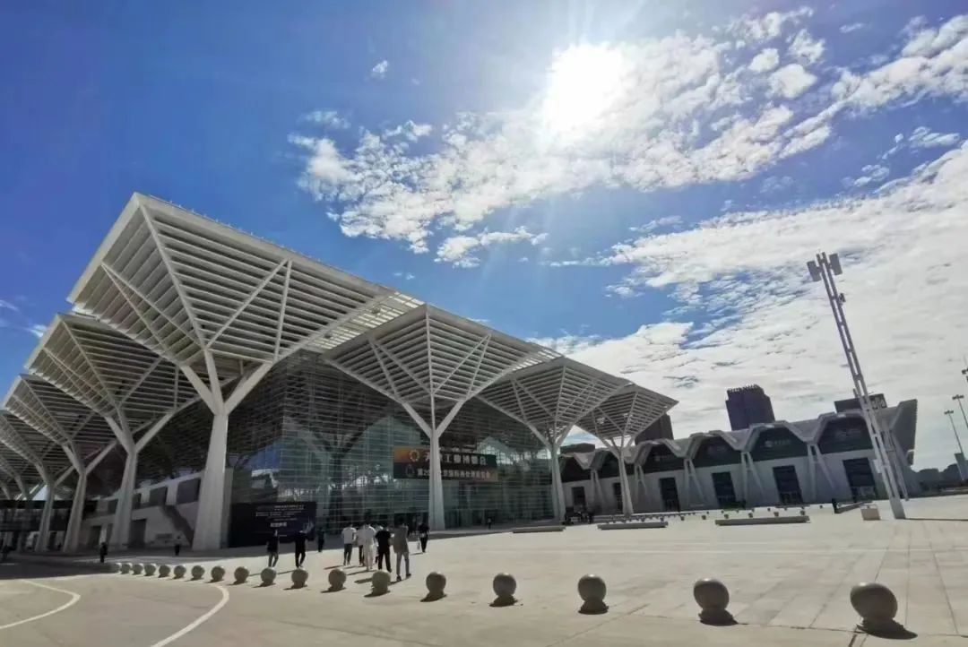 万利官网-不凡成就非凡,相信品牌力量